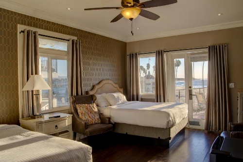 Casablanca Inn on The Beach image 9